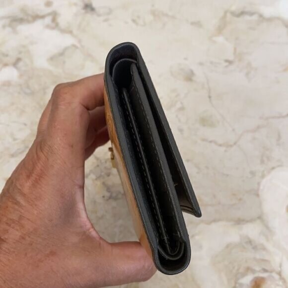 NEW! Pierre Cardin Leather Bifold Wallet RARE! - Picture 8 of 14